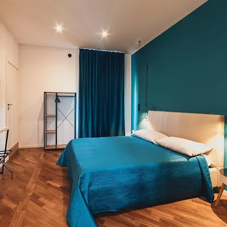 Πανσιόν Attico33