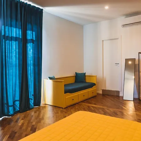 Attico33 Πανσιόν