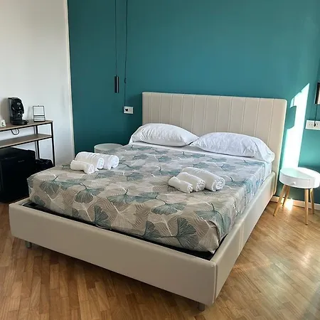 Attico33 Πανσιόν